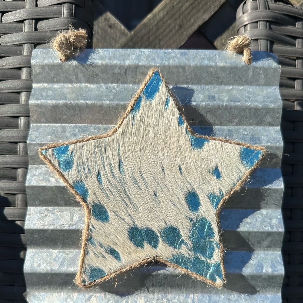 Handmade Blue Star White Acid Blue Wash Cowhide - Picture 1 of 4